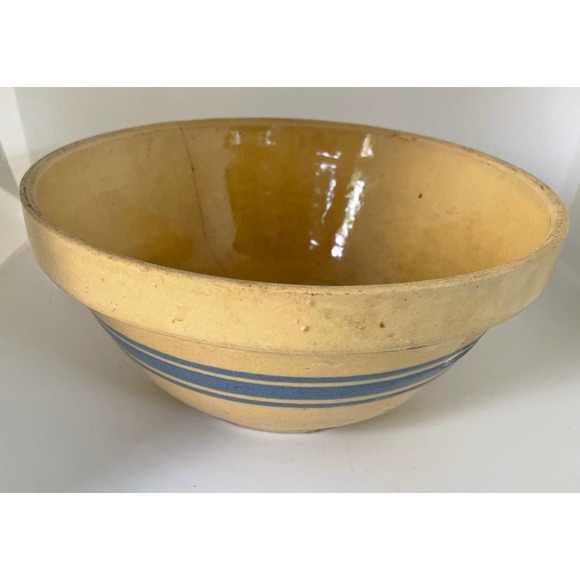 Early Hull Pottery Utility Yellow Ware Blue Band 9" Mixing Bowl - Picture 4 of 7